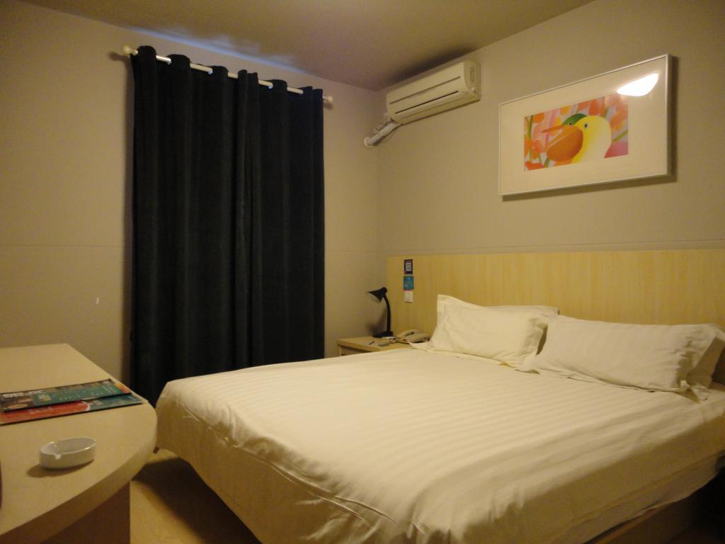 Jinjiang Inn Tianjin Xianyang Road Екстер'єр фото